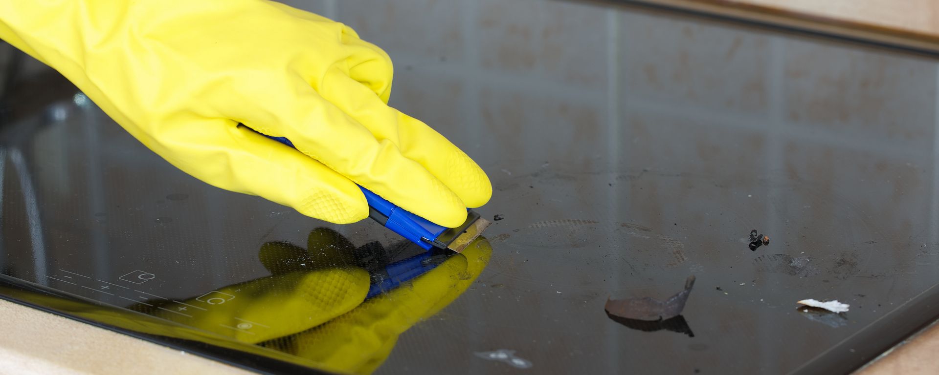 How to clean a glass stovetop