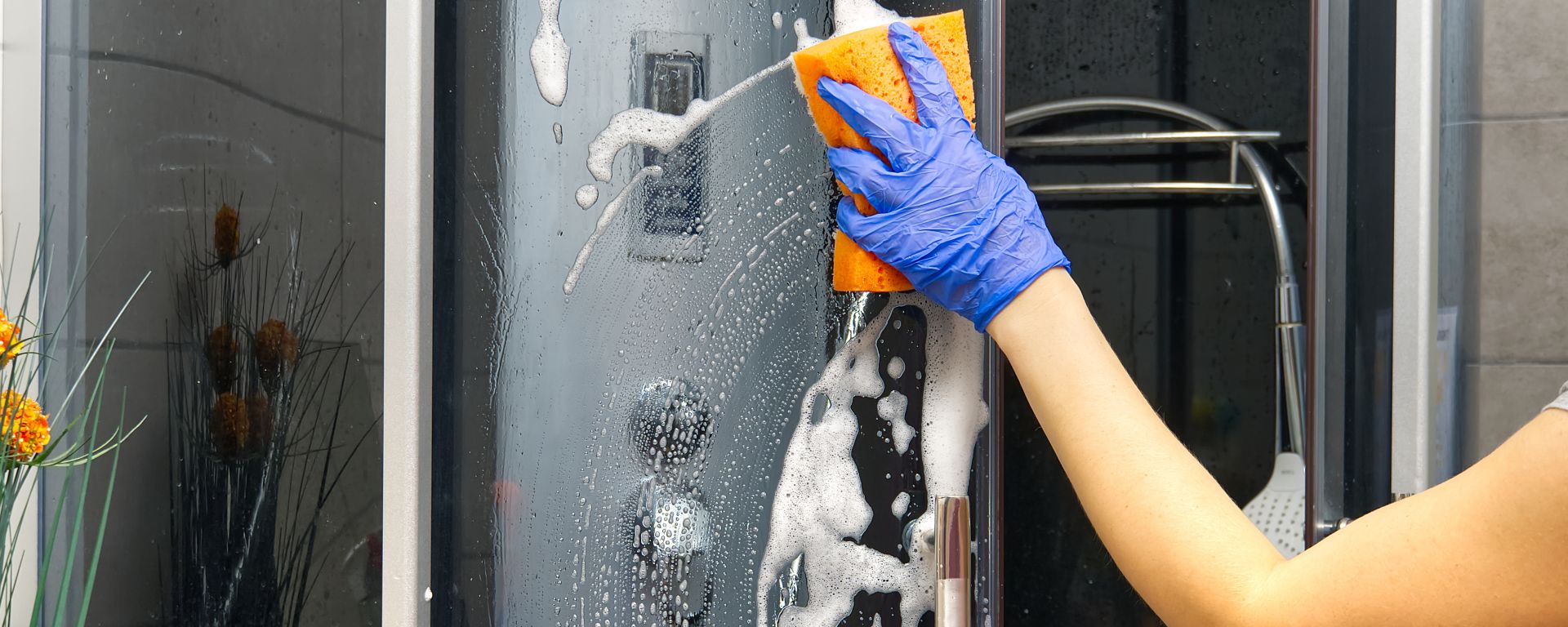 How to clean glass shower doors