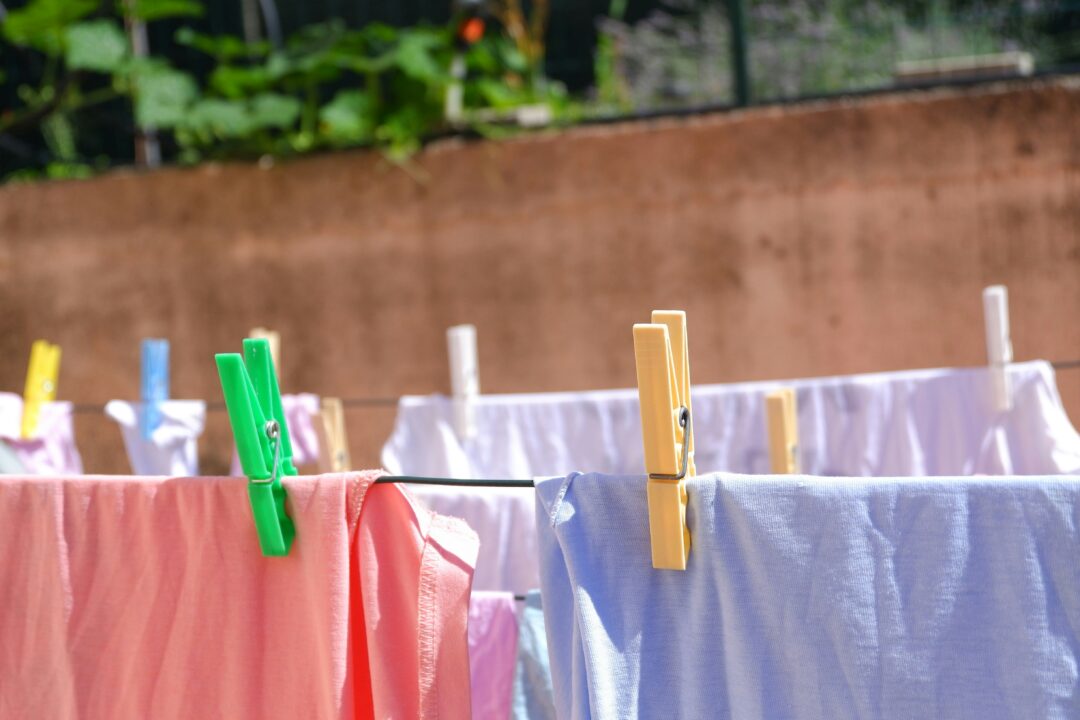 summer laundry tips