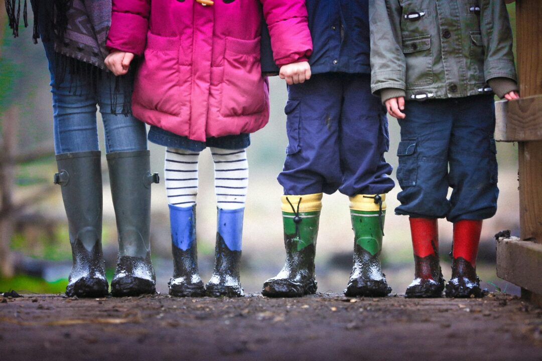 Kids cleaning activities: Perfect for the winter break